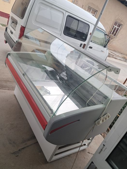 Азн витрина сотилади