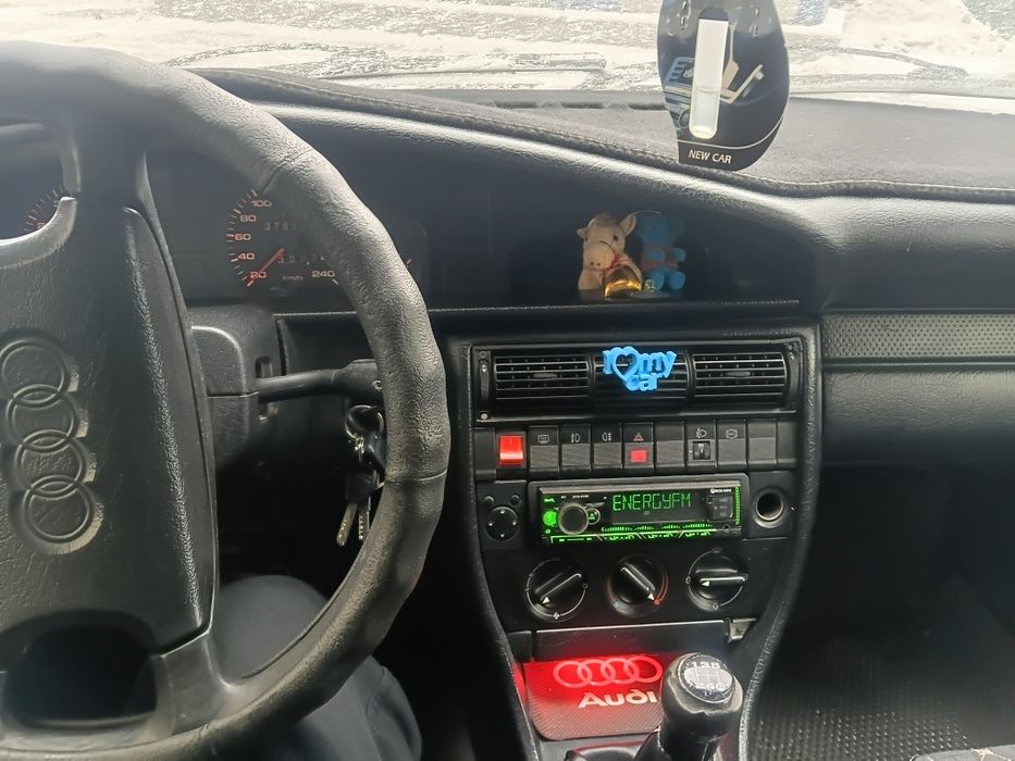 Продам ауди 100 с4