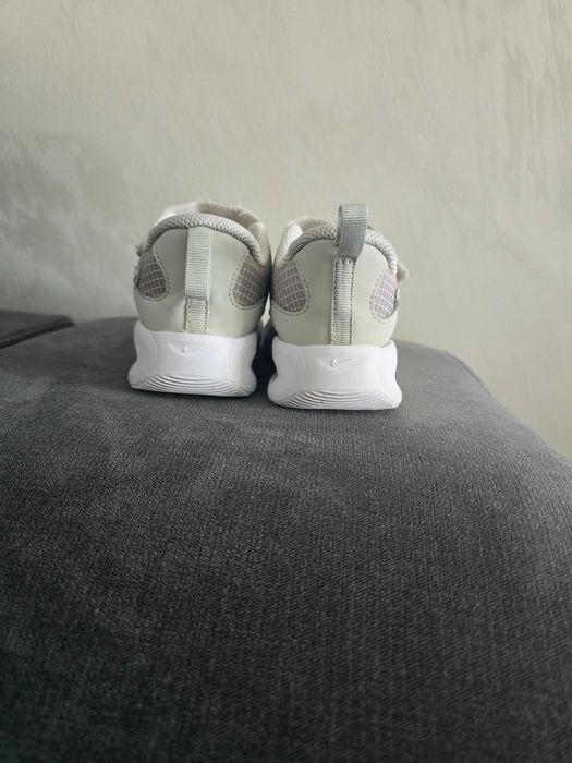 Детски  оригинални маратонки Nike