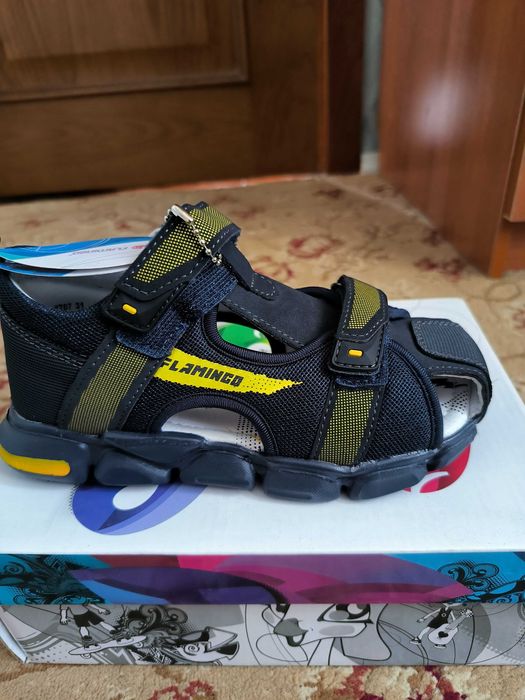 Сандалии детские