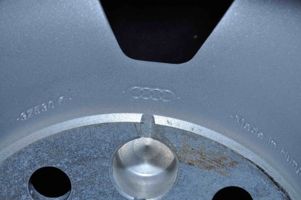 Jante Noi 18 inch Originale Audi A4 A5 A6 A7 A8 Q5 Q7 Allroad R18