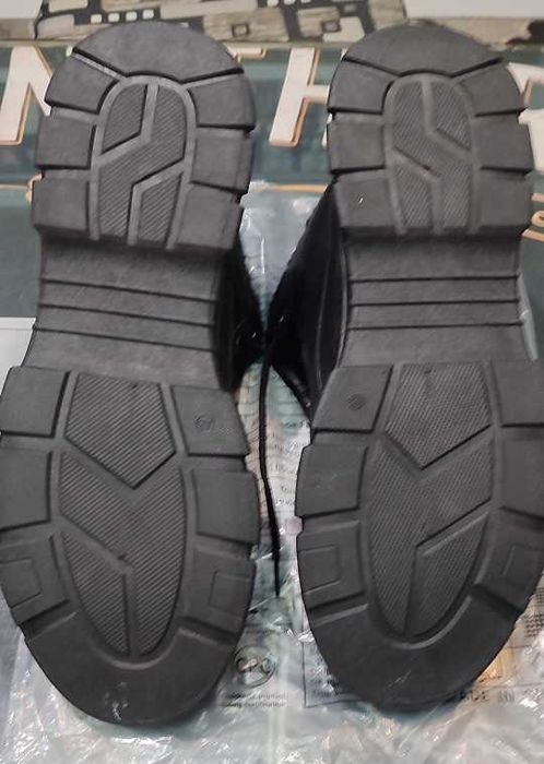 Мъжки обувки голям размер