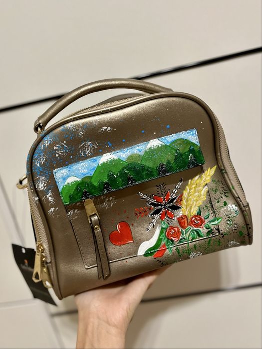 Дамска ръчно нарисувана чанта