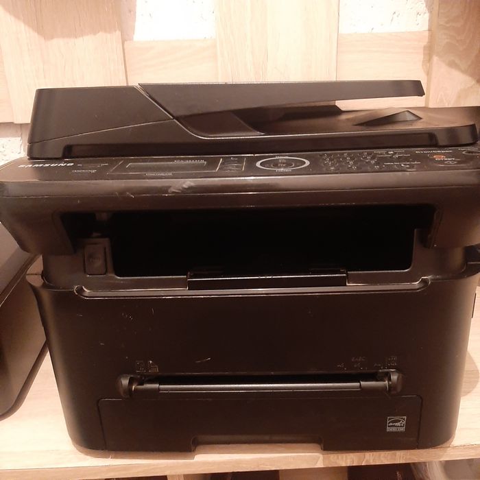 Продам принтер без картриджа