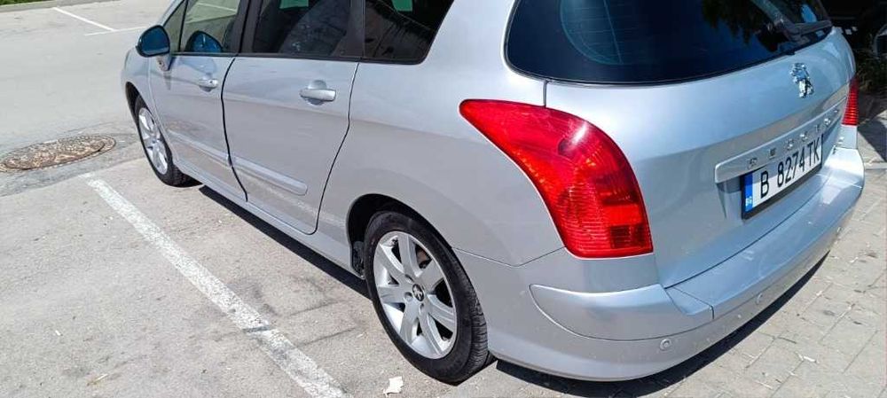 Продавам Пежо 308SW