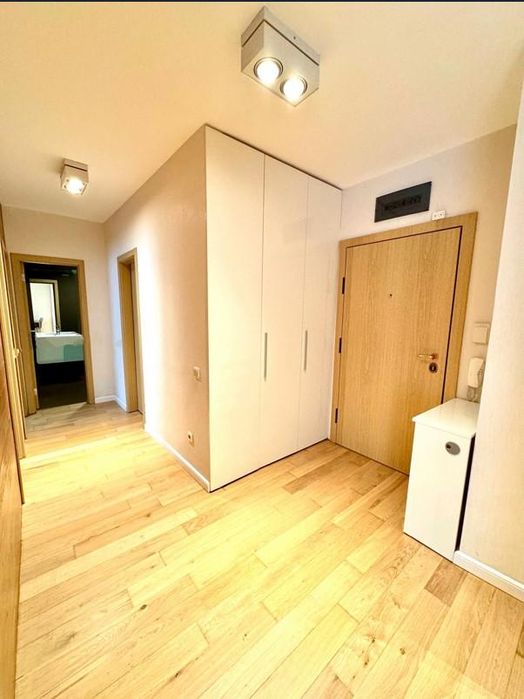 Дава се под наем Тристаен апартамент в София, Витоша - 109 кв.м за 1200 € - Снимка #9