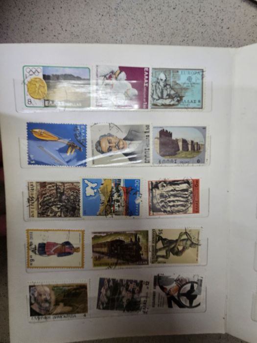 Класьор с марки 120лв