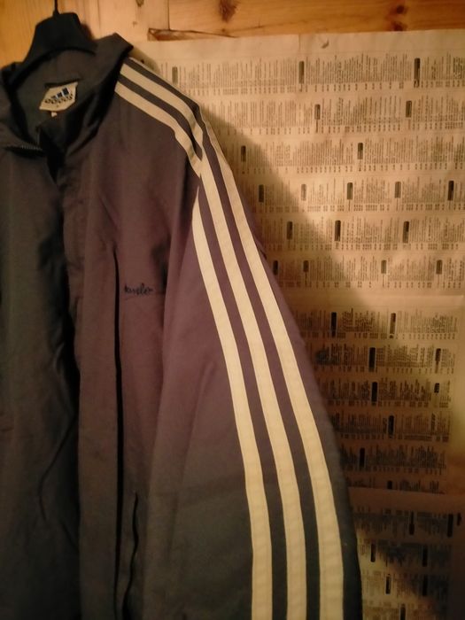 Продам спортивную одежду