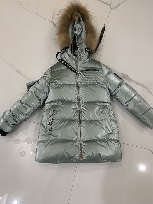 Продаю детскую куртку