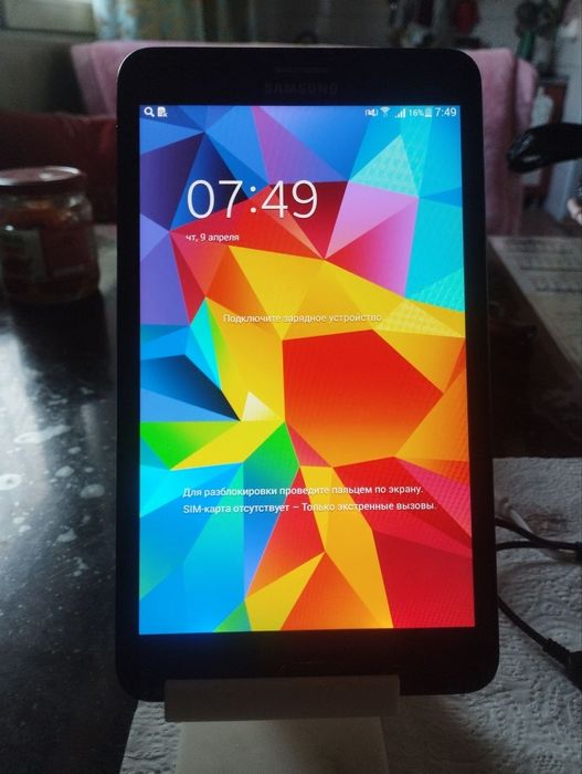 Планшет Самсунг  TAB4