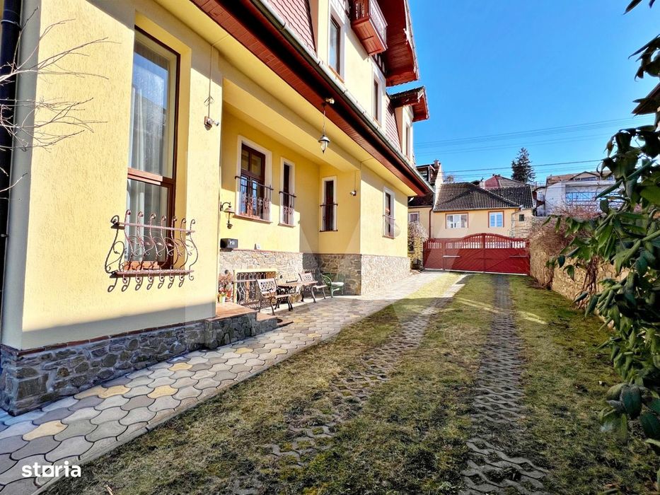 Vila complet pregatita pentru pensiune sau cazare Sibiu Strand - Parc