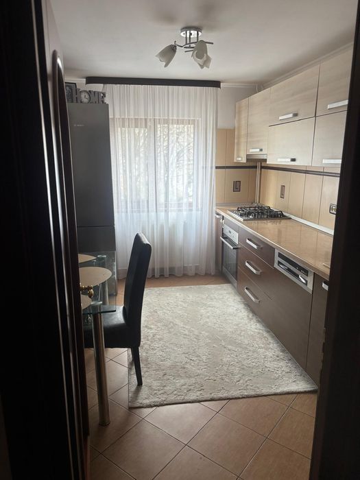 Apartament 3 camere