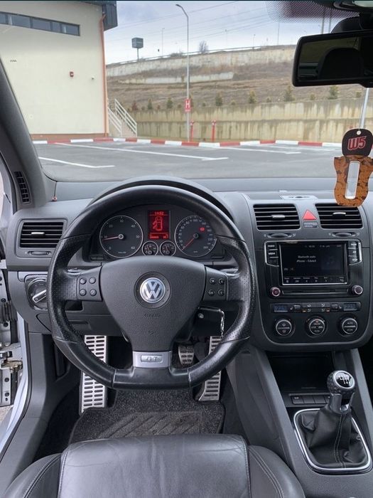 Volkswagen Touran Фолксваген Туаран 2012г 2.0 дизел 1.4бензин На част!