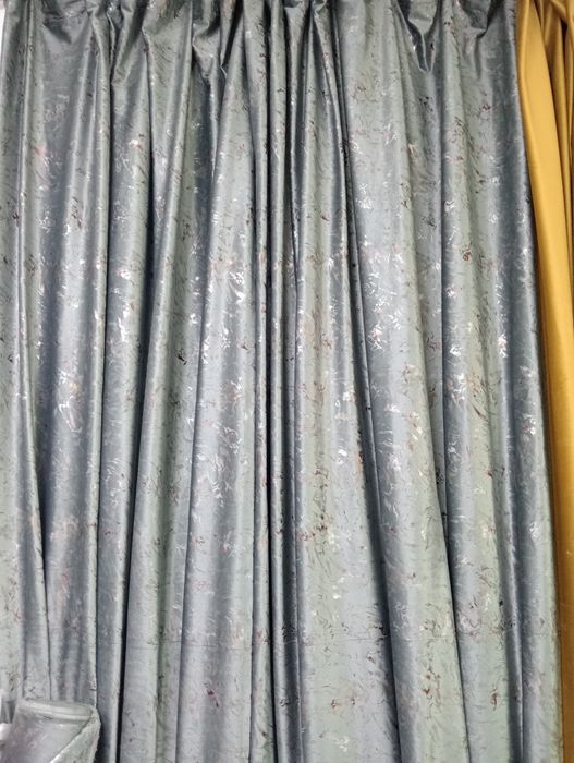 Продам новые шторы