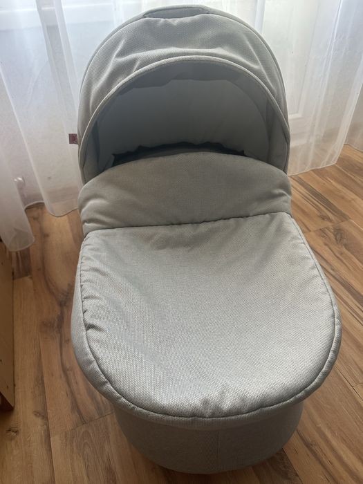 Бебешка количка 3в1 Retrus Vaya