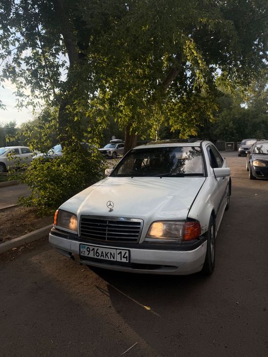 Mercedes Benz w202