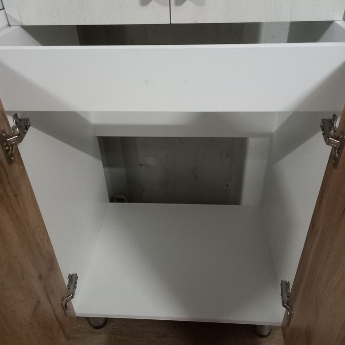 Продаётся кухонный гарнитур новый