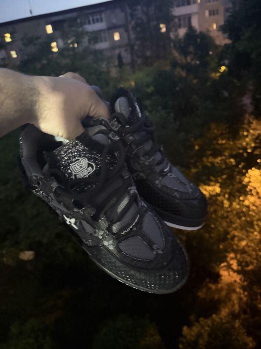 Louis Vuitton skate negri