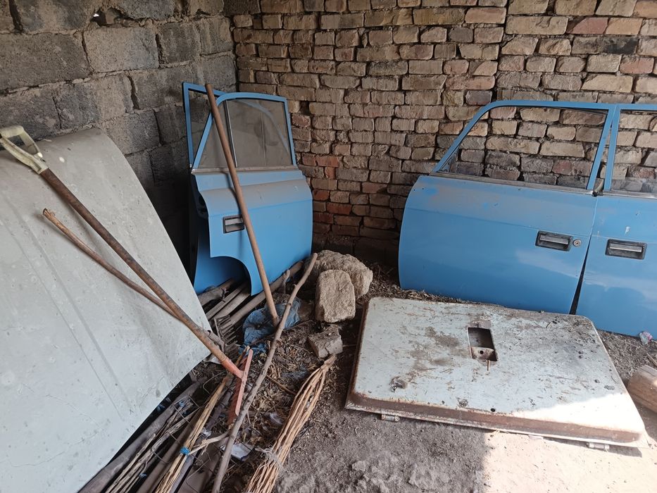 Москвич  кузов  запчастлар