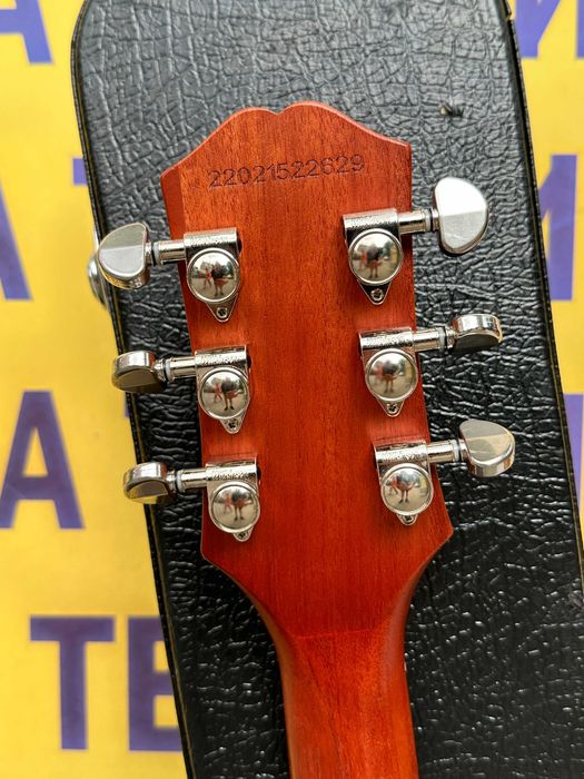 Електрическа Китара EPIPHONE Les Paul Classic GOLD + Кубе PEAVEY ValveKing VK 112 50W RMS / 16 Ohms