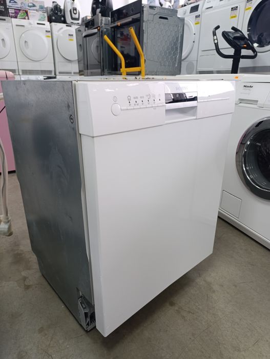 Съдомиялна машина Siemens 60см