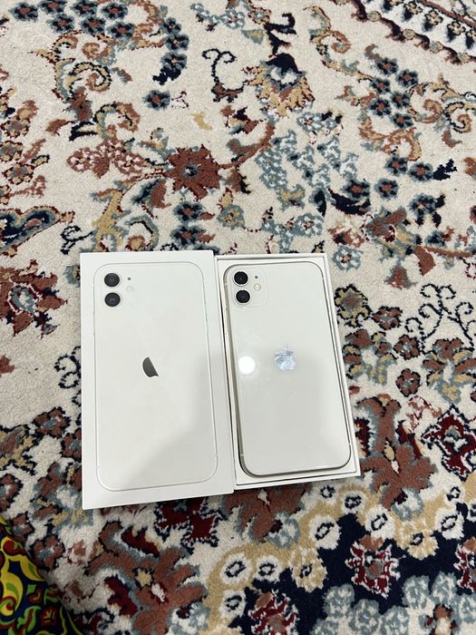 iPhone 11 White.