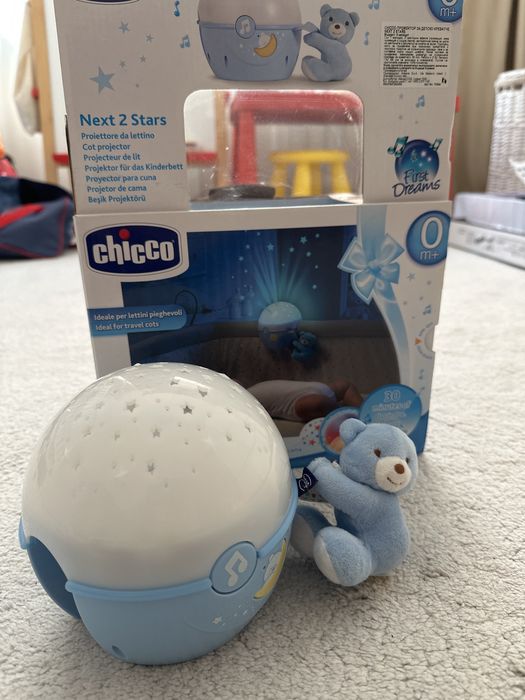 Chicco лампа прожектор за бебешко креватче