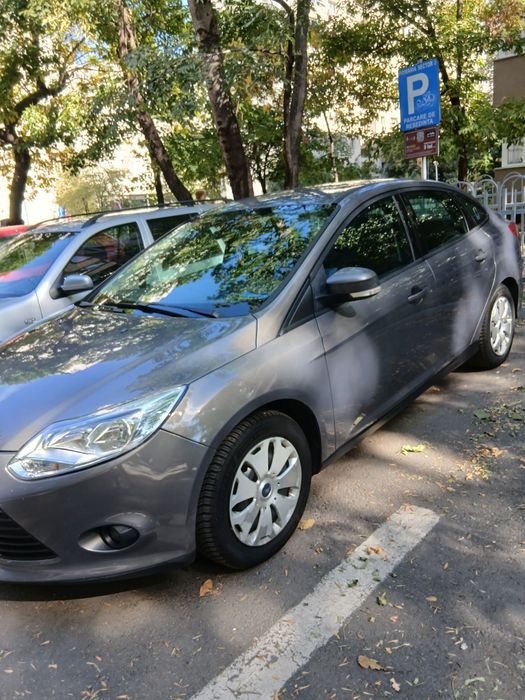 Ford Focus 2012 benzină, 4.849 € — imagine 2