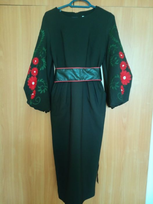 Продам платье вечернее