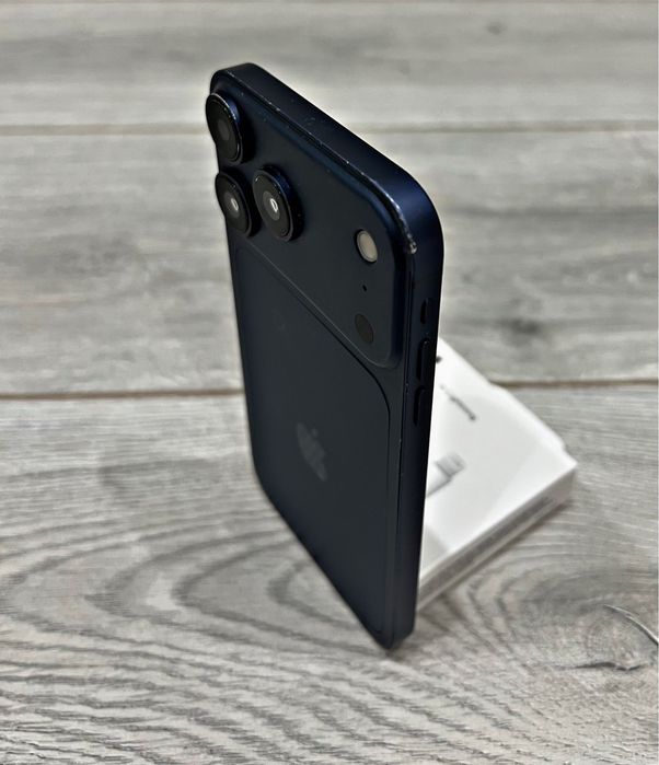 Айфон XR в корпусе 17 pro 128GB/100%