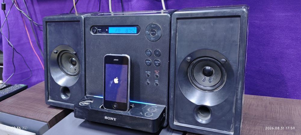 Док станция с CD и MP3, Sony CMT-LX30iR. Для Apple