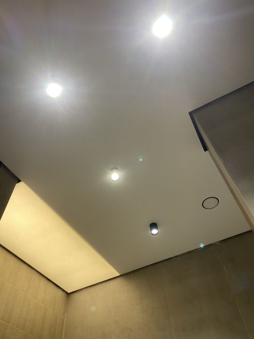 Natijnoy potolok / Натяжной потолок