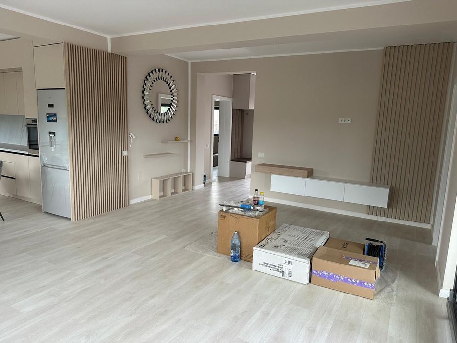 Inchiriez casa si teren aferent cc 1100 m