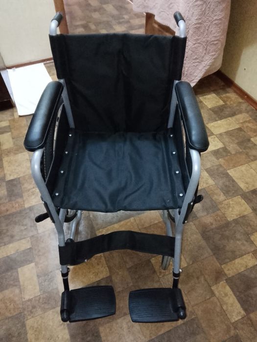 Инвалидная коляска