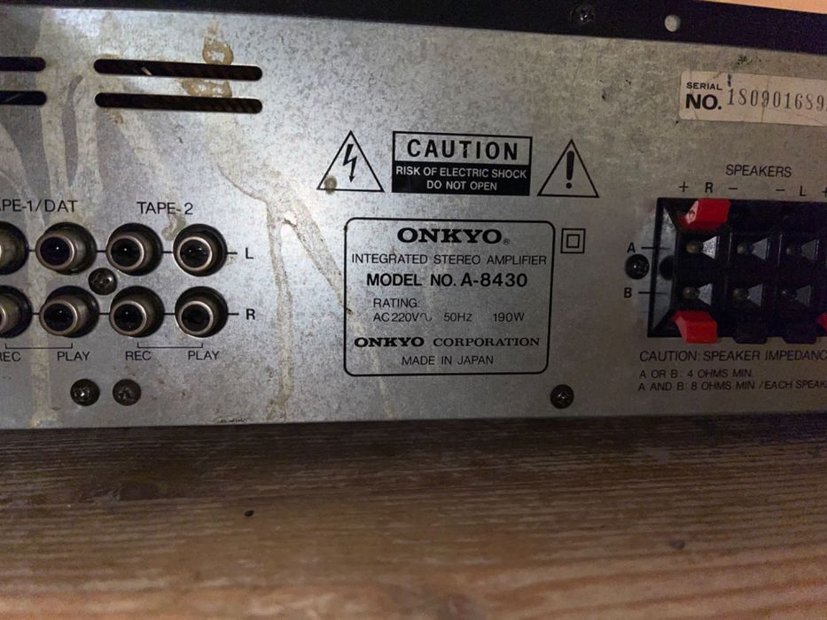 Усилвател Onkyo A-8430