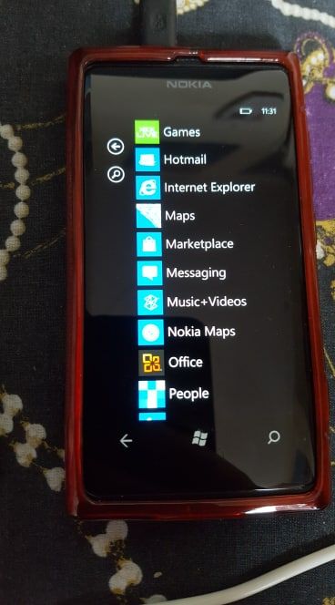 НОКИЯ Лумия 800 сензорен