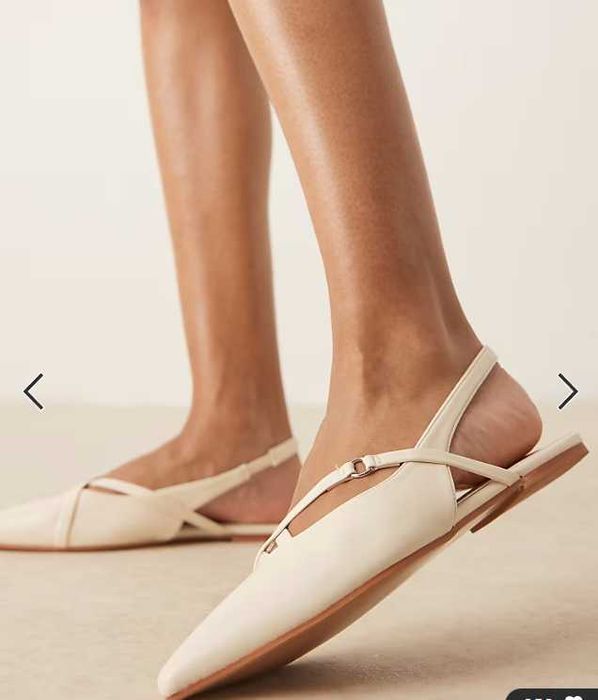 ASOS Сандали с каишка