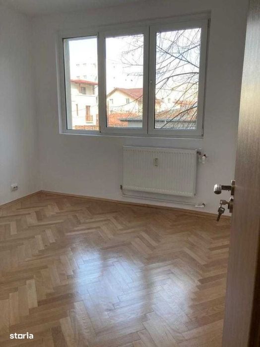 Ion Mihalache (1 Mai ) / Renovat / Metrou 5 Minute / Imobil Fara Risc