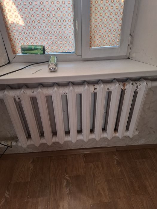 Продам чугунные батареи