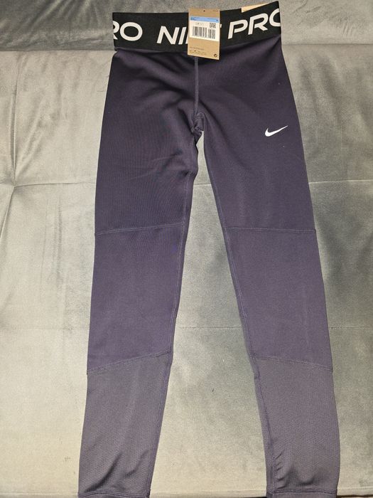 Дамски спортни клинове Gymshark, Nike