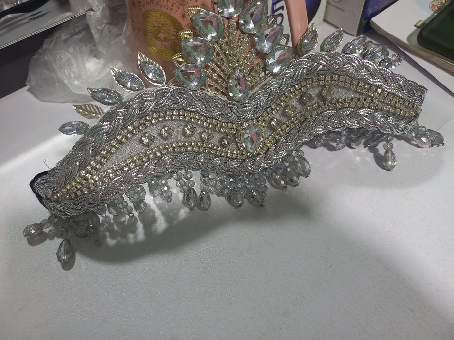 Диадема келинлар учун абодоклар