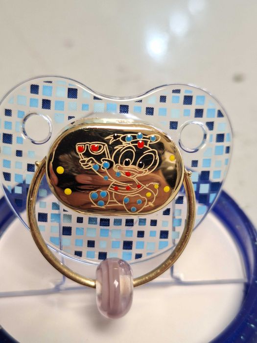 Детски биберон със златна капачка и дръжка - 8,46 гр.