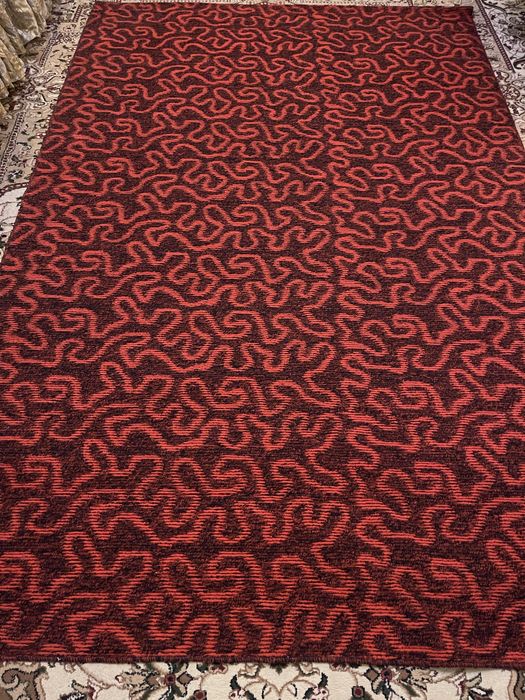 Палас б/у в хоршем состоянии