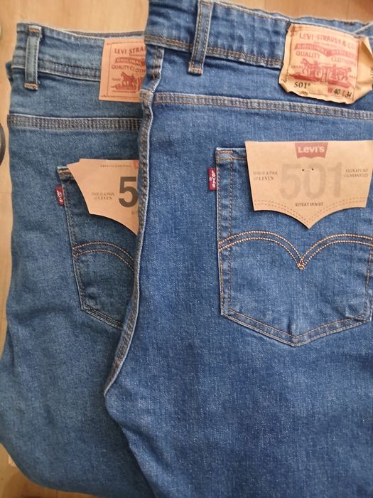 Продам джинсы  Levi's