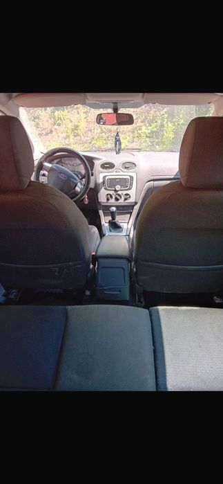 Vând Ford focus 2  1.6 dizel