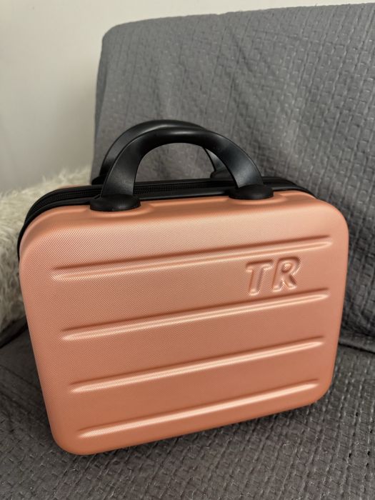 Нова надкуфарна козметична чанта за самолет за лични вещи 30/20/15см