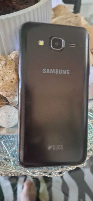 Телефон samsung j3