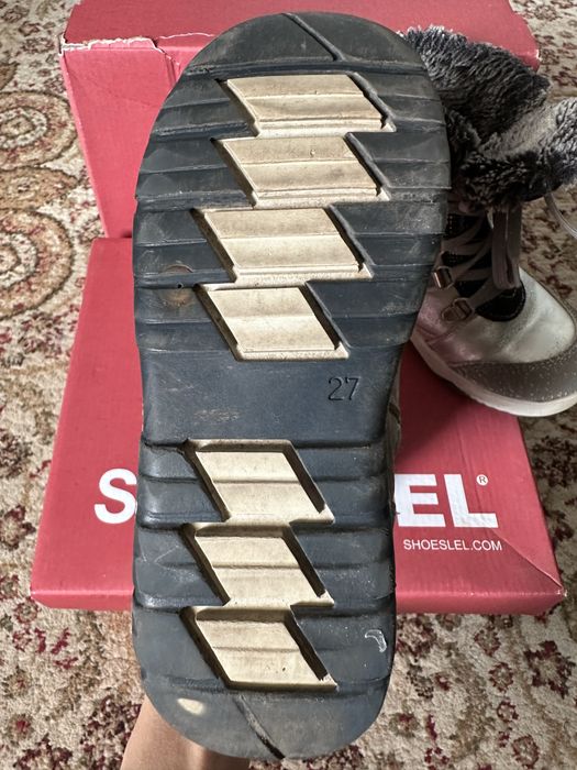 Продам зимние ботинки