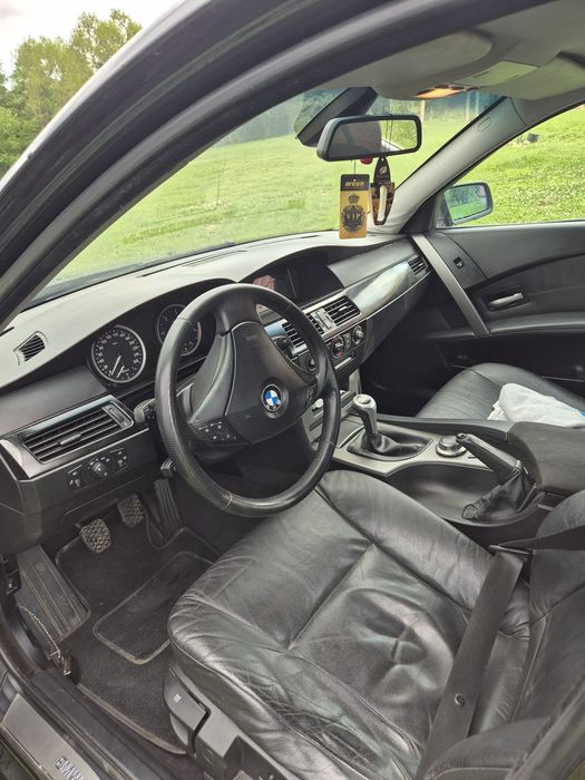 BMW 5 Series 0 — imagine 3