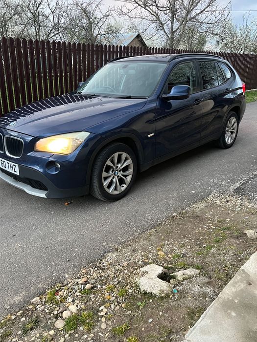 BMW X1 2.0 Diesel volan pe dreapta